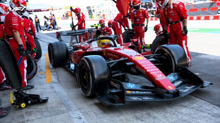 Lewis Hamilton vence pela 106ª vez na F1 aos 41 anos e faz história na Ferrari