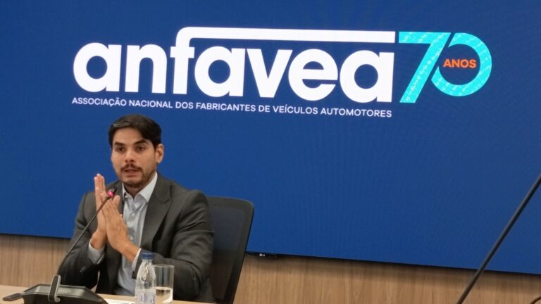 Anfavea: Brasil vai vender mais de 3 milhões de veículos pela 1ª vez desde 2014